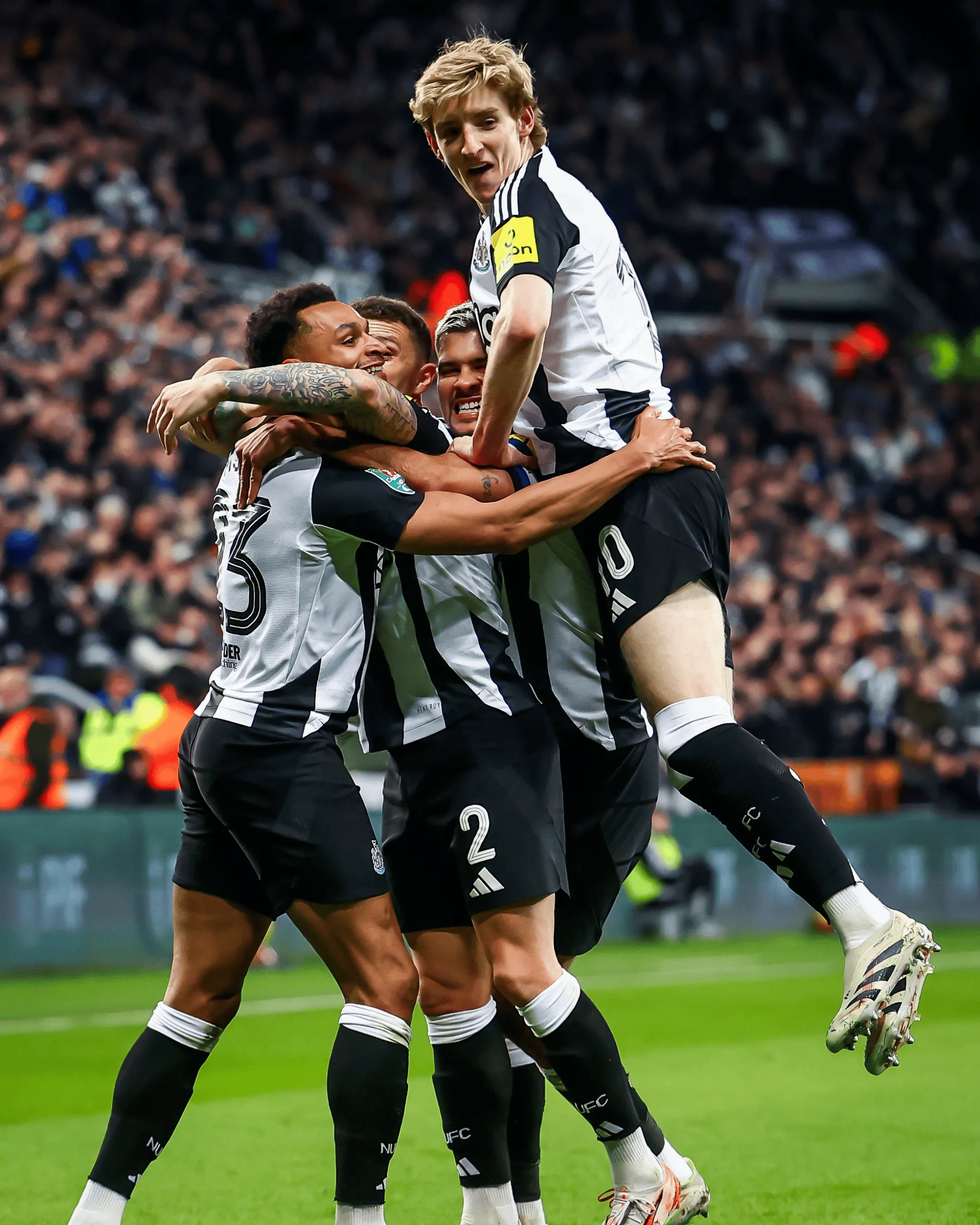 关于纽卡斯尔迎葡超关键赛；国际比赛日主帅复盘；悬念犹存；赛季目标并未改变的信息